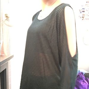 Forever 21 Long Sleeve T-Shirt With Shoulder Cuts